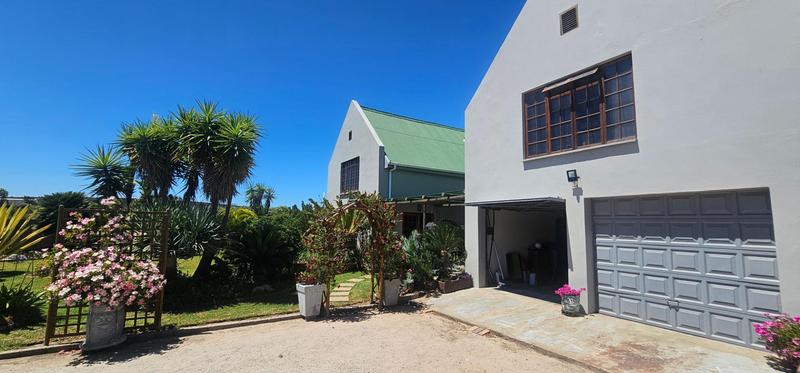 8 Bedroom Property for Sale in Long Acres Country Estate Western Cape